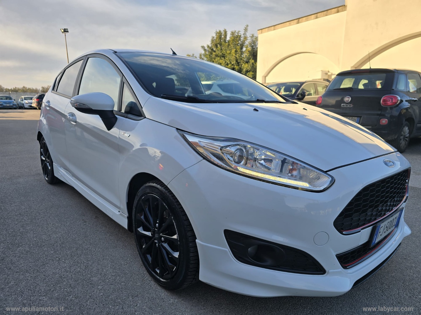 Fiesta 1.5 TDCi 95 CV 5p. ST-Line - immagine 2