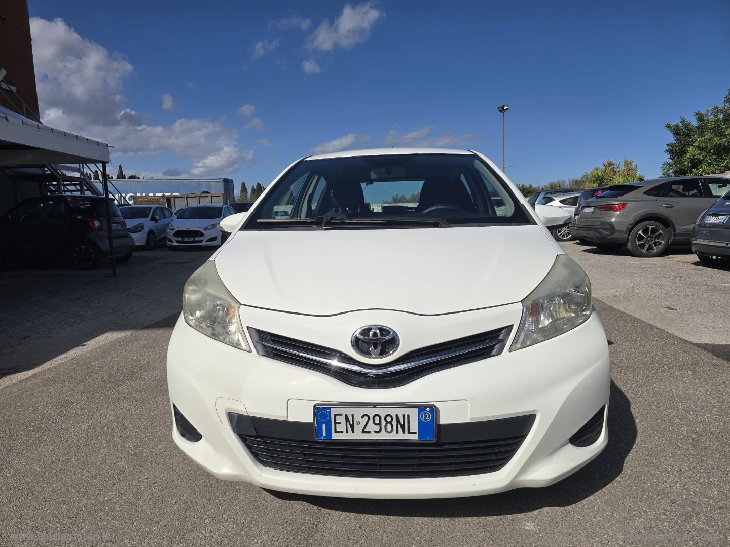 Yaris 1.0 5p. Lounge - immagine 2