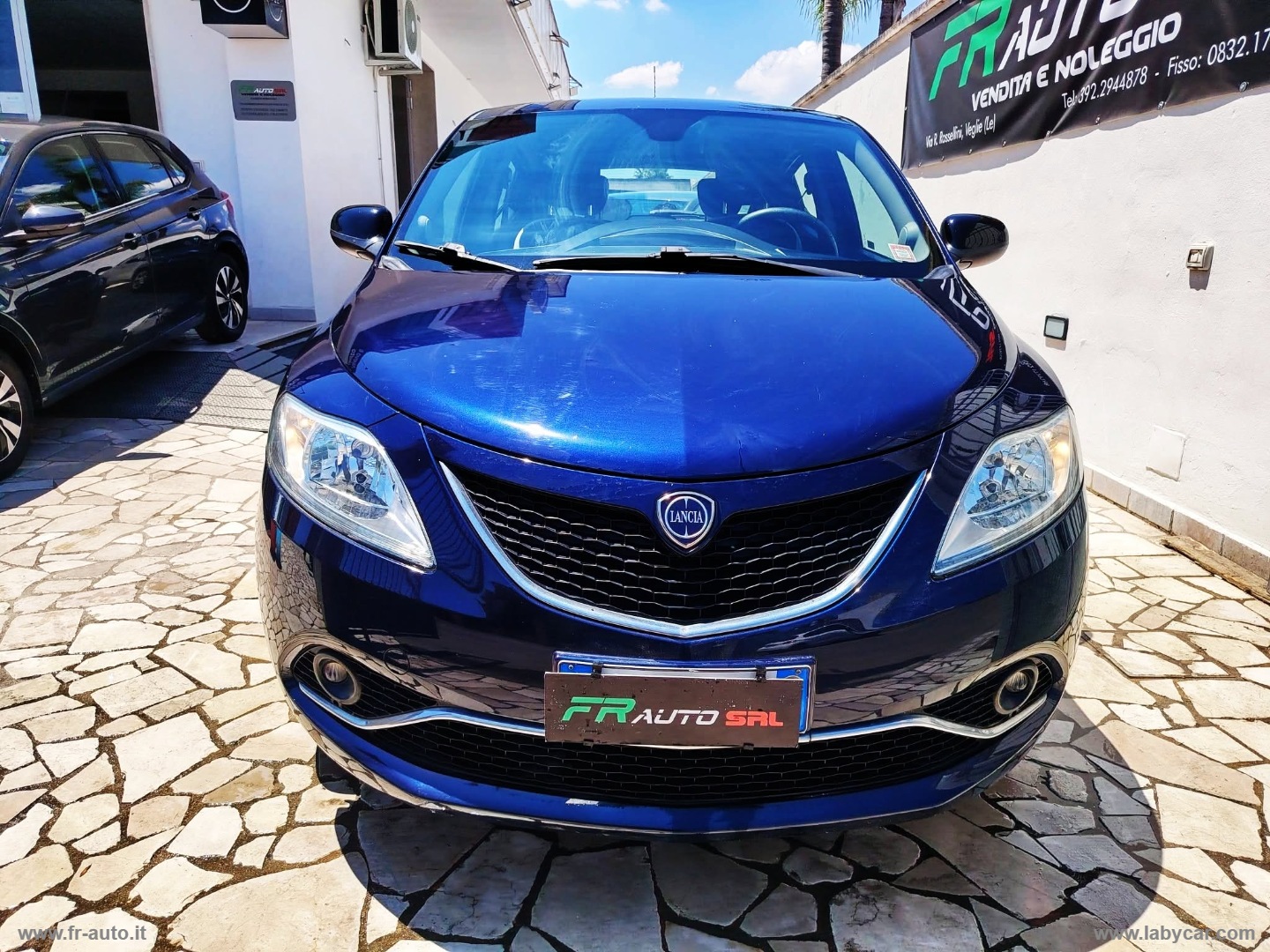 Ypsilon 1.2 69 CV 5p. GPL Ecochic Mya - immagine 2