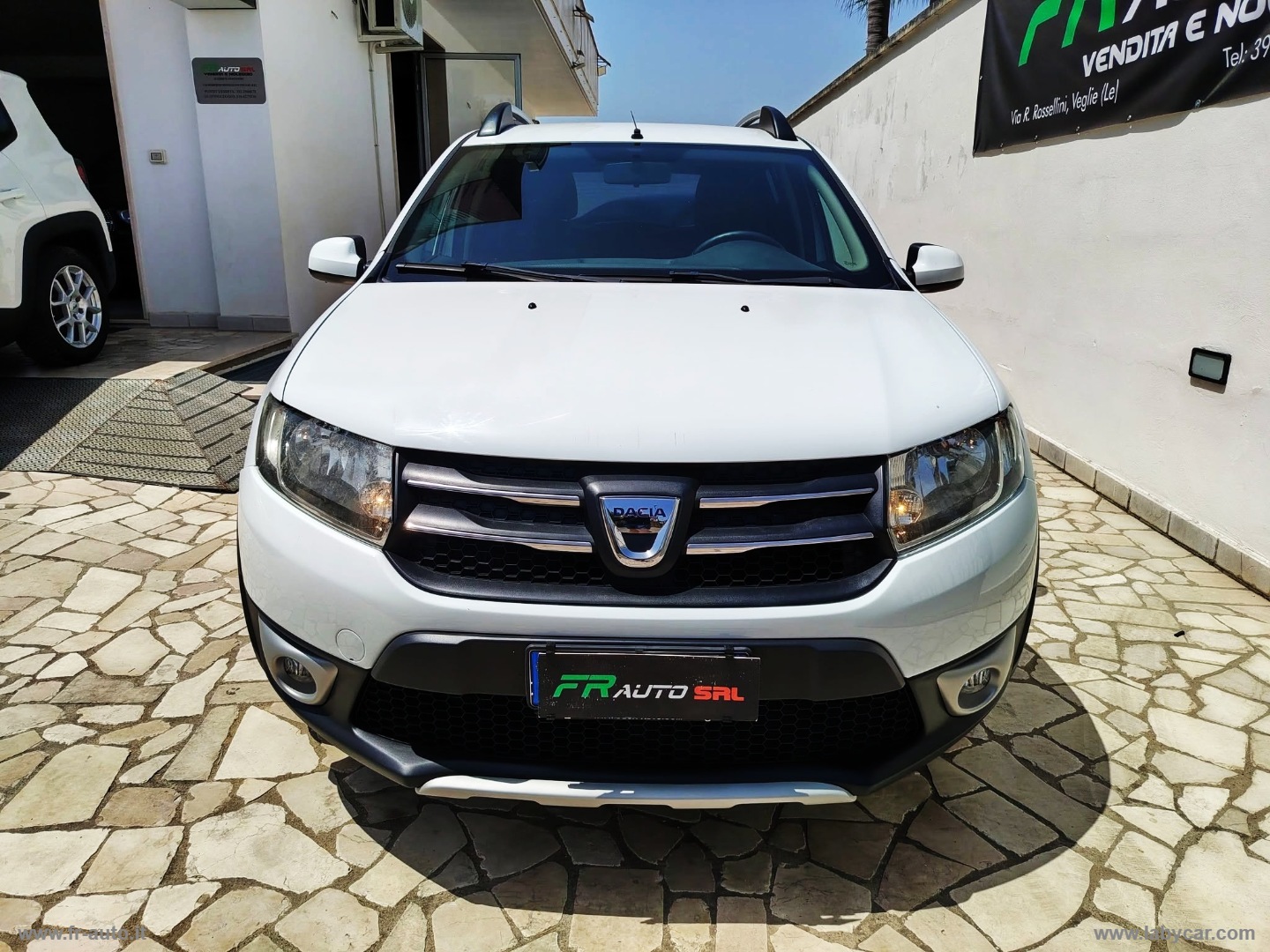 Sandero Stepway 1.5 dCi 8V 90 CV Prest. - immagine 2