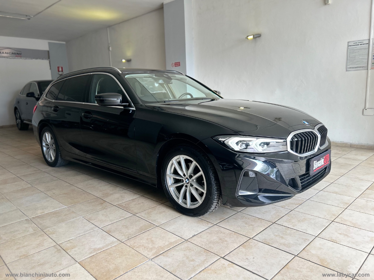 318d 48V Touring - immagine 2