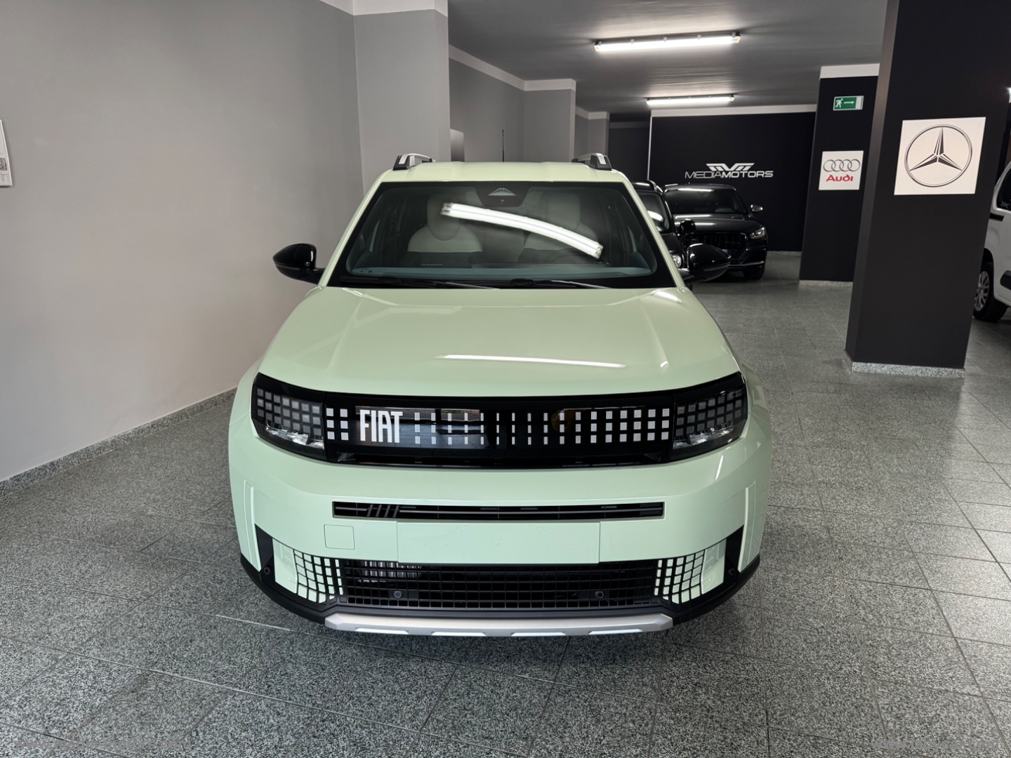 Grande Panda 1.2 100 CV S&S La Prima - immagine 2