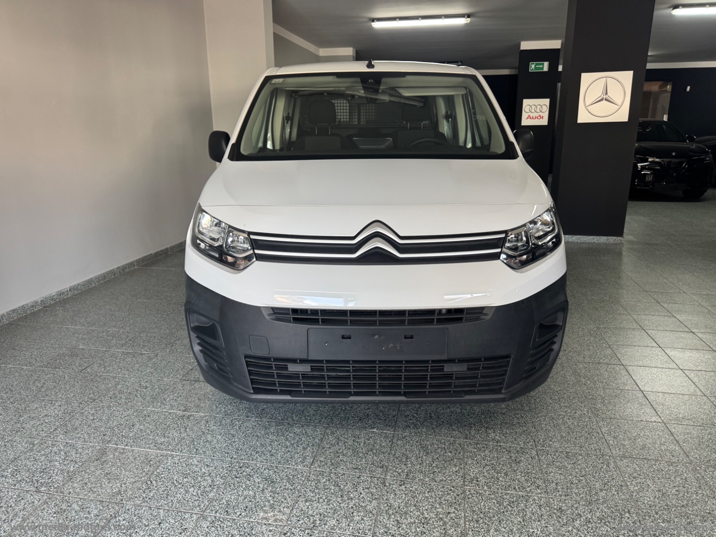 Berlingo BlueHDi 100 S&S Combi Live - immagine 2
