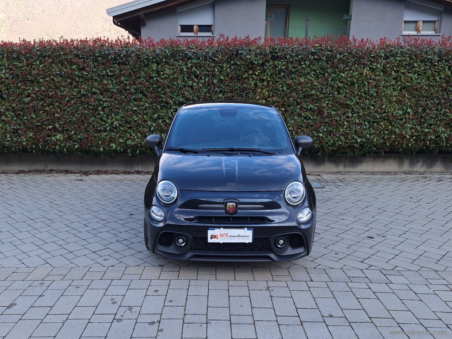 695 1.4 Turbo T-Jet 180 CV SABELT CARBONIO - immagine 2