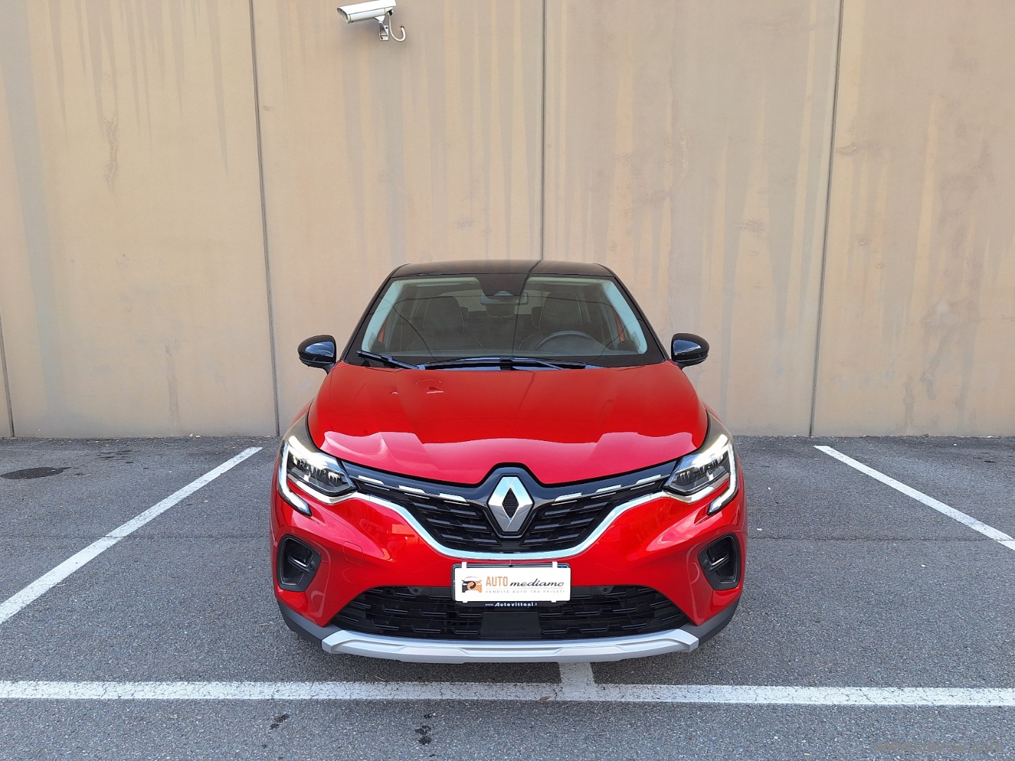 Captur TCe 100 CV GPL UNICOPROP. CERCHI 17 - immagine 2