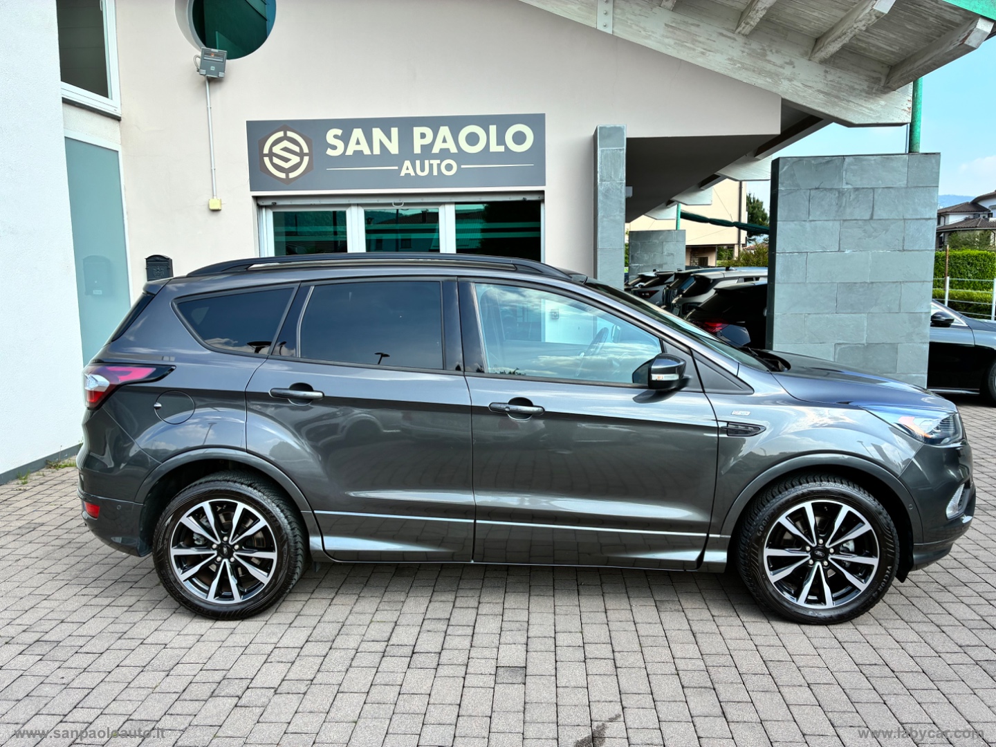 Kuga 1.5 EcoB.150CV S&S 2WD ST-Line Bus. - immagine 2