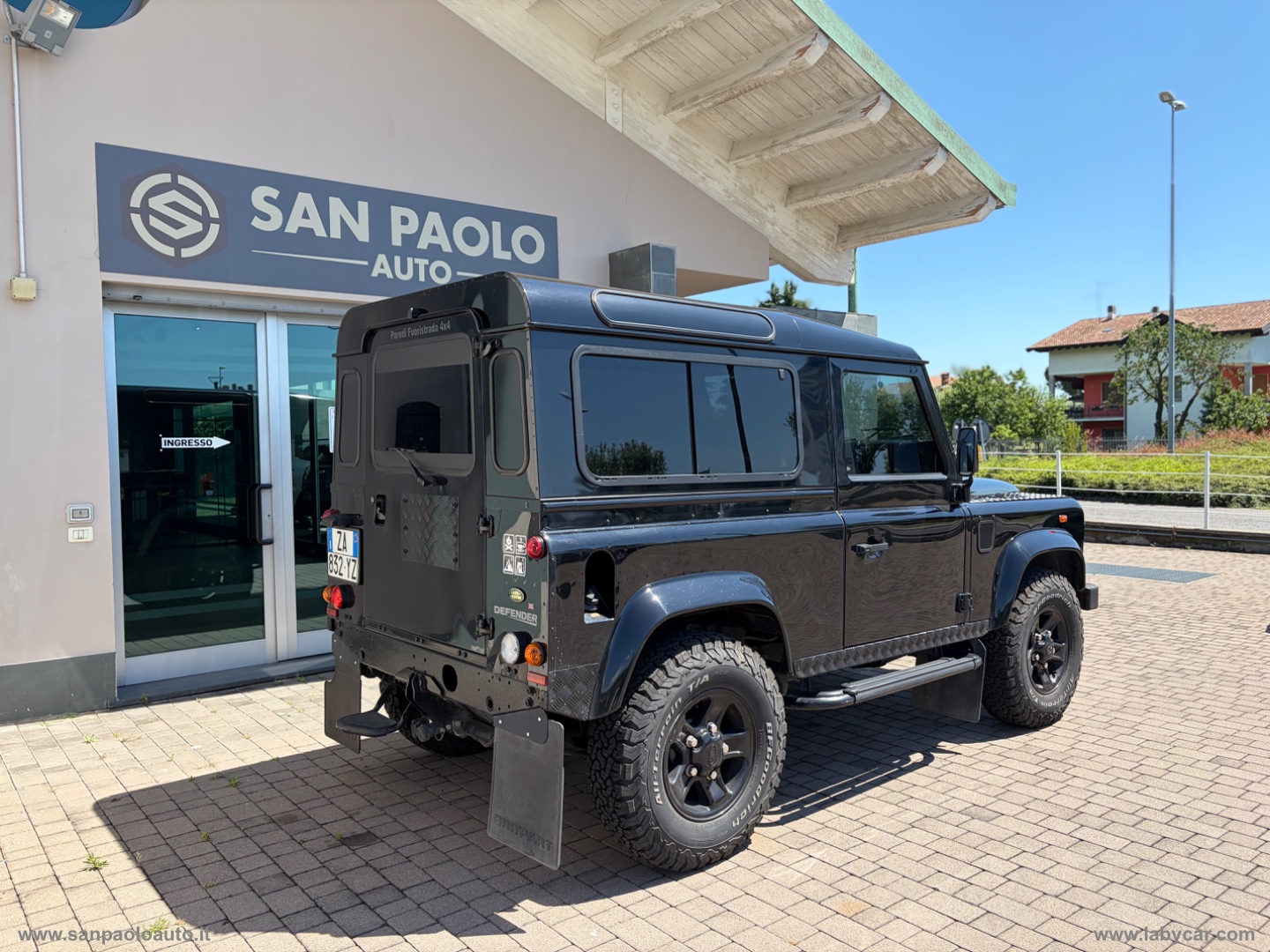 Defender 90 2.4 TD4 Station Wagon SE - immagine 2