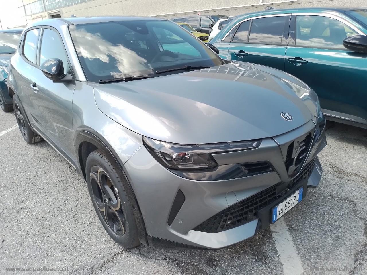 Junior 1.2 145CV Hybrid eDCT6 Q4 Intensa - immagine 2