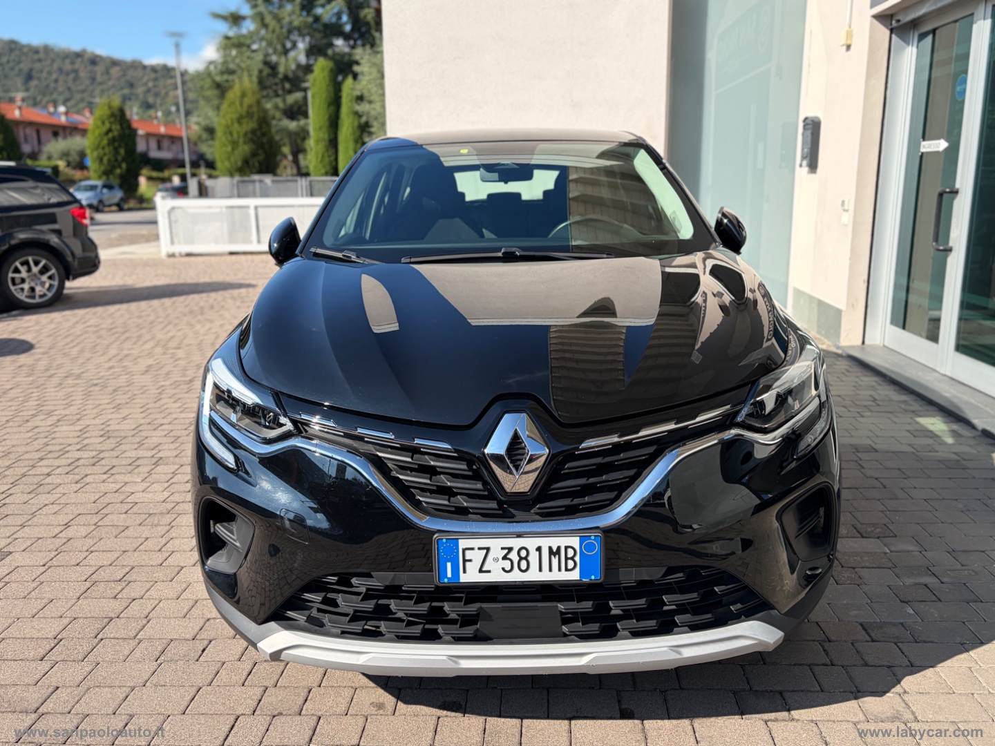 Captur TCe 12V 100 CV Business - immagine 2