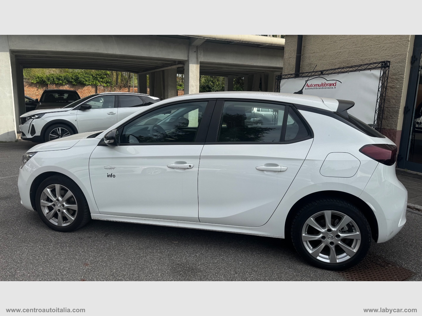 Corsa 1.5 D 100 CV Blitz Edition - immagine 2