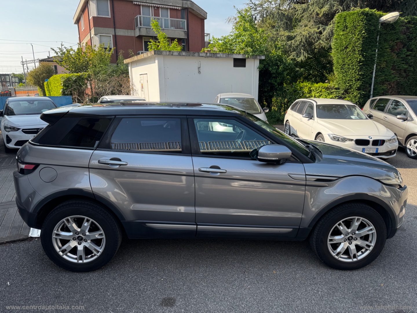 RR Evoque 2.2 TD4 5p PureTech Launch E. - immagine 2