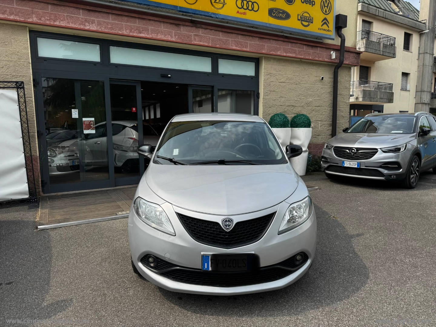 Ypsilon 1.2 69 CV 5p. Gold - immagine 2