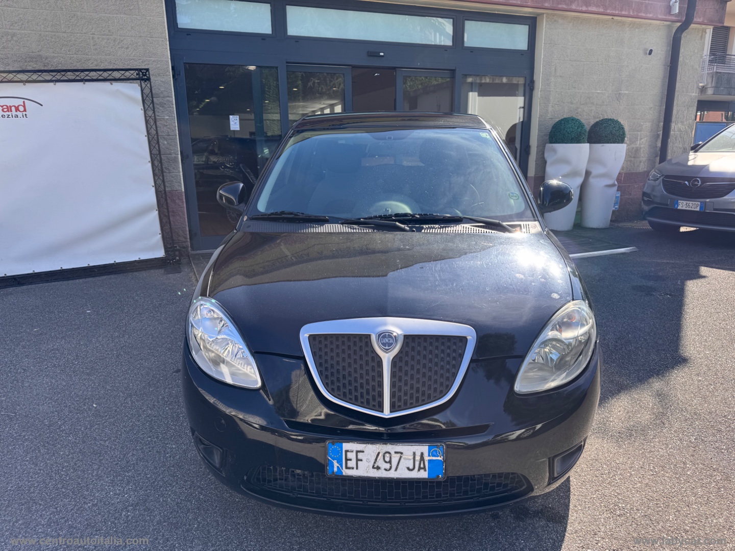 Ypsilon 1.2 Argento - immagine 2