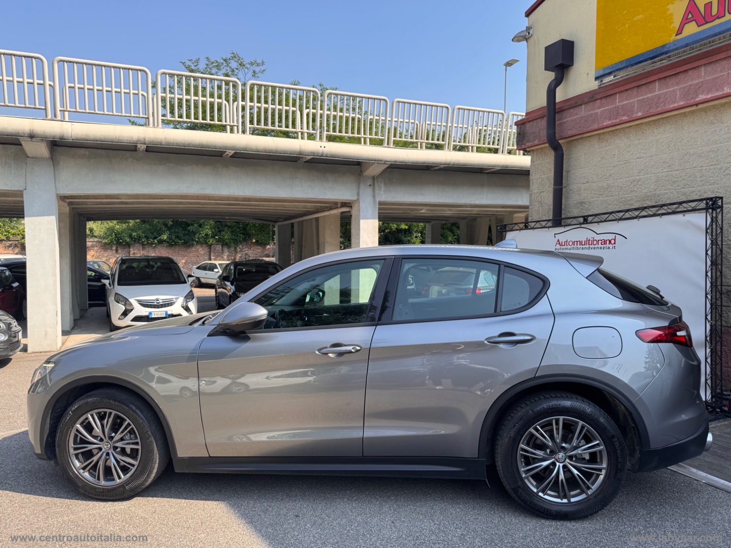 Stelvio 2.2 T.diesel 160CV AT8 RWD Bus. AUTOCARRO + IVA . - immagine 2