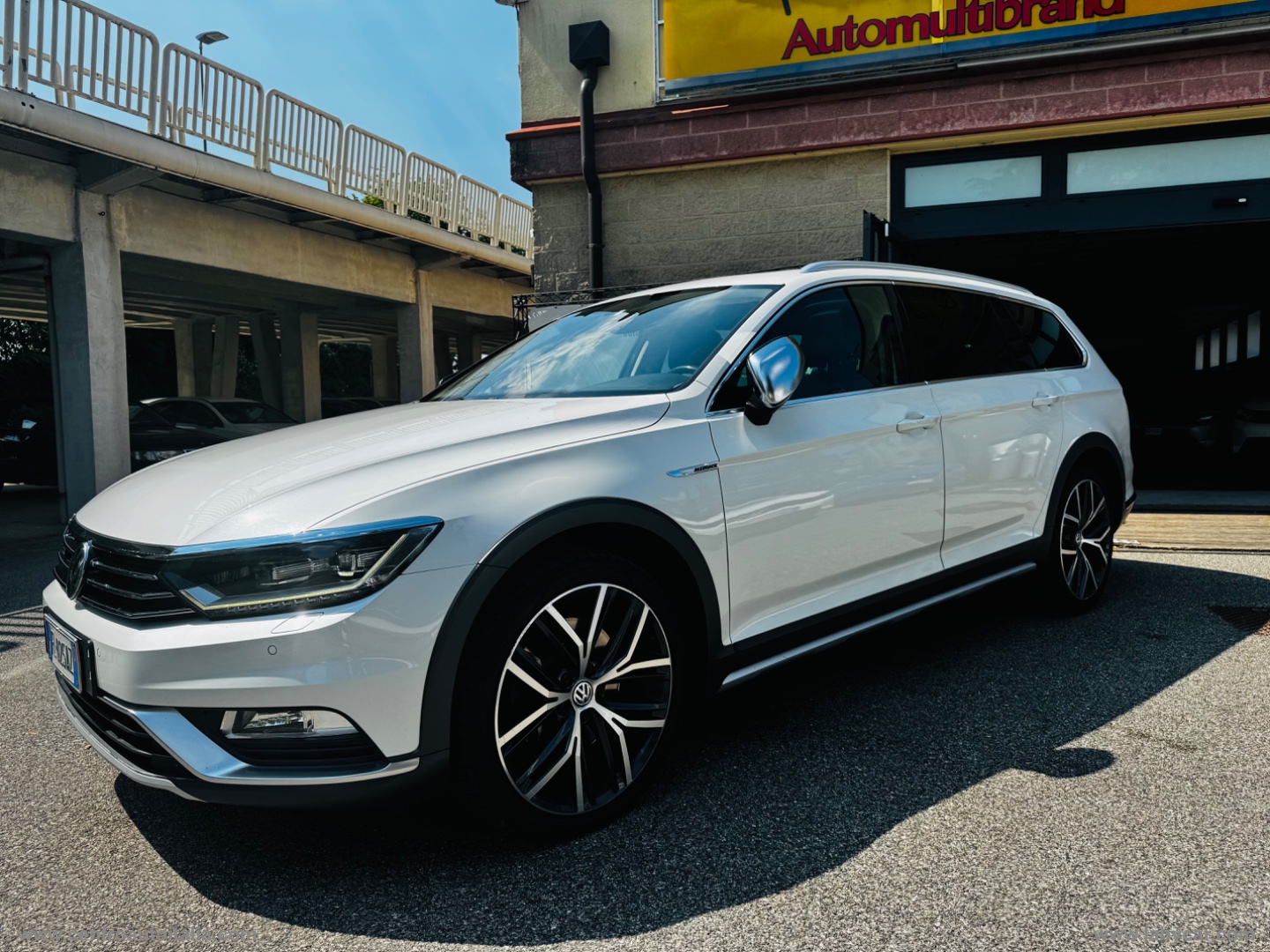 Passat ALLTRACK 2.0BiTDI240 4MOT DSG Ex BMT - immagine 2