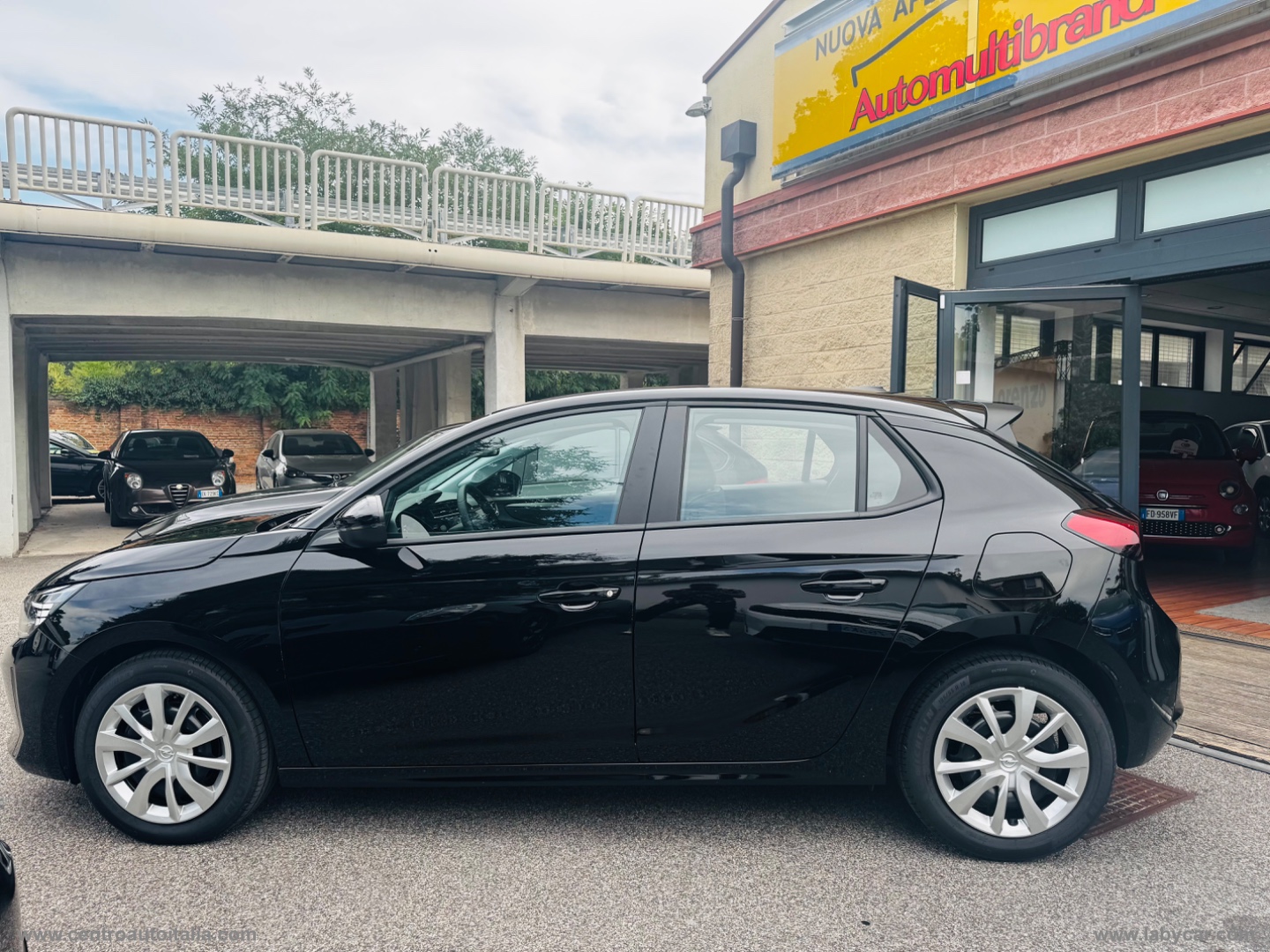 Corsa 1.2 100 CV CON CATENA - immagine 2