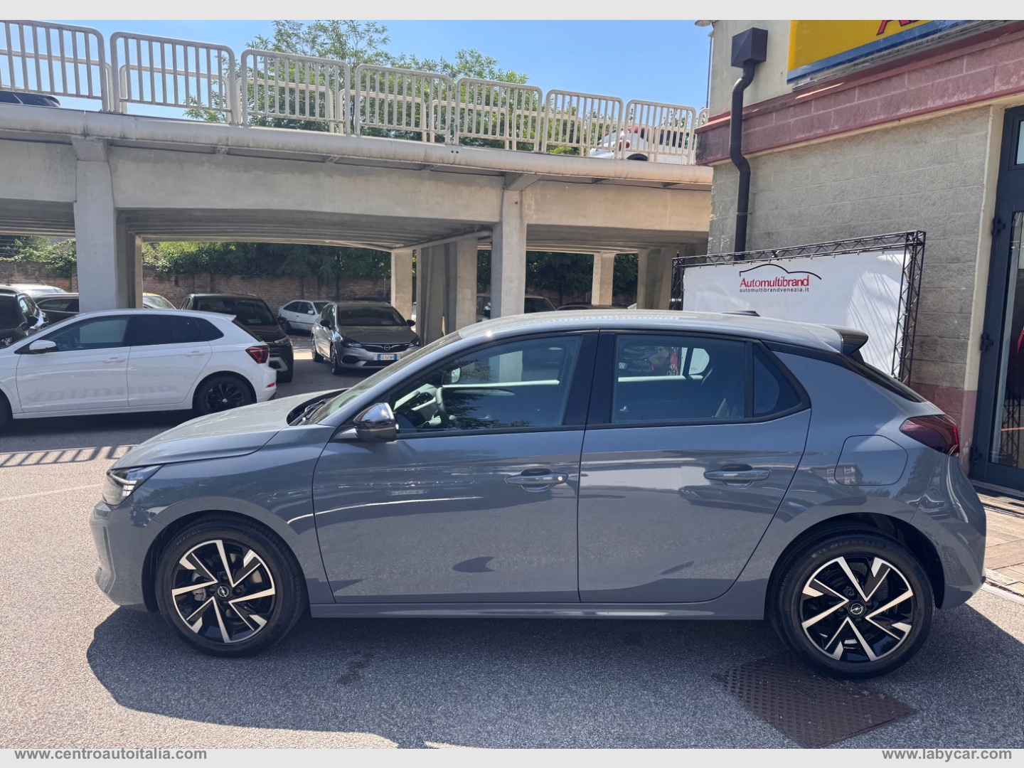 Corsa 1.2 GS - immagine 2