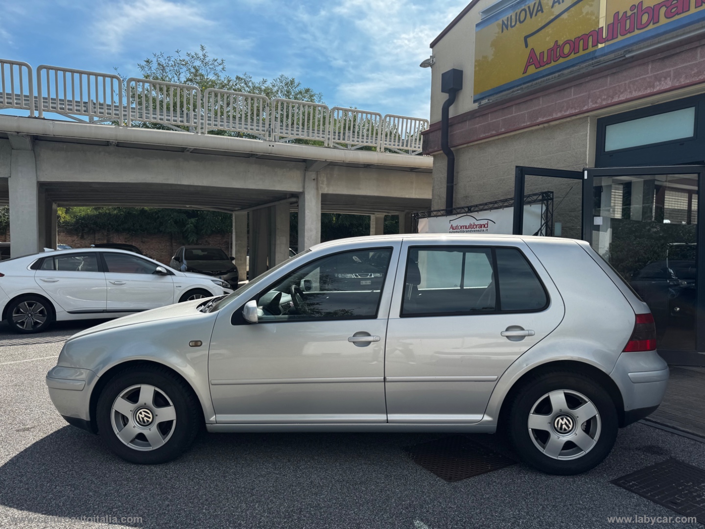 Golf 1.6 5p. Highline - immagine 2