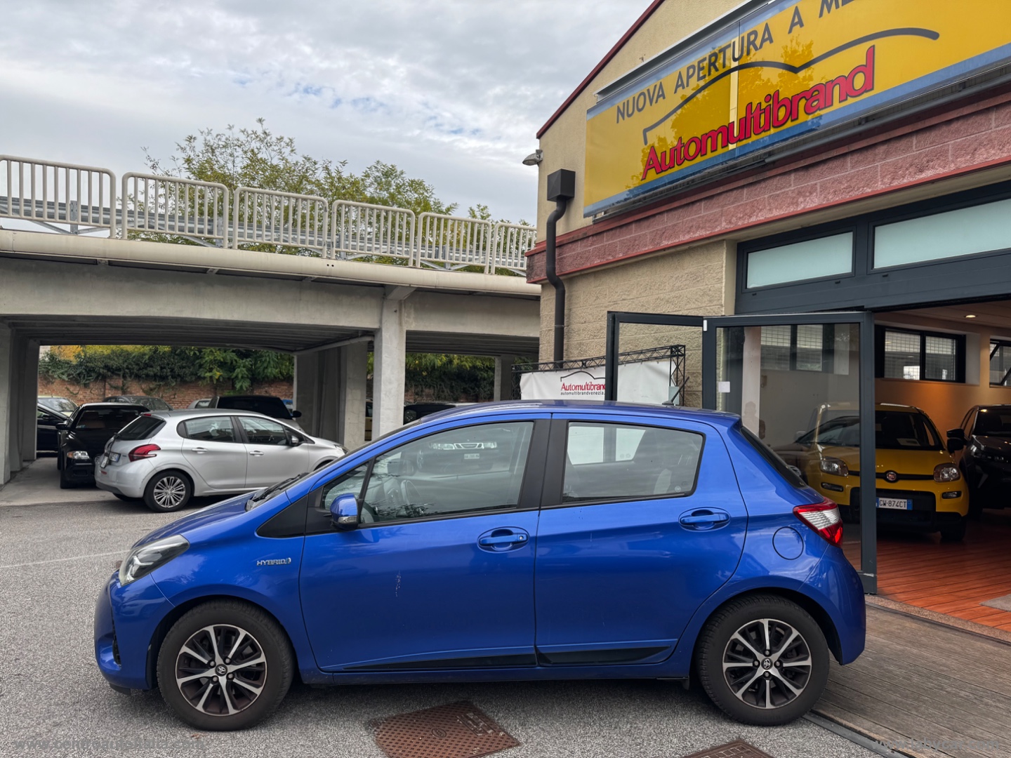 Yaris 1.5 Hybrid 5p. Business - immagine 2