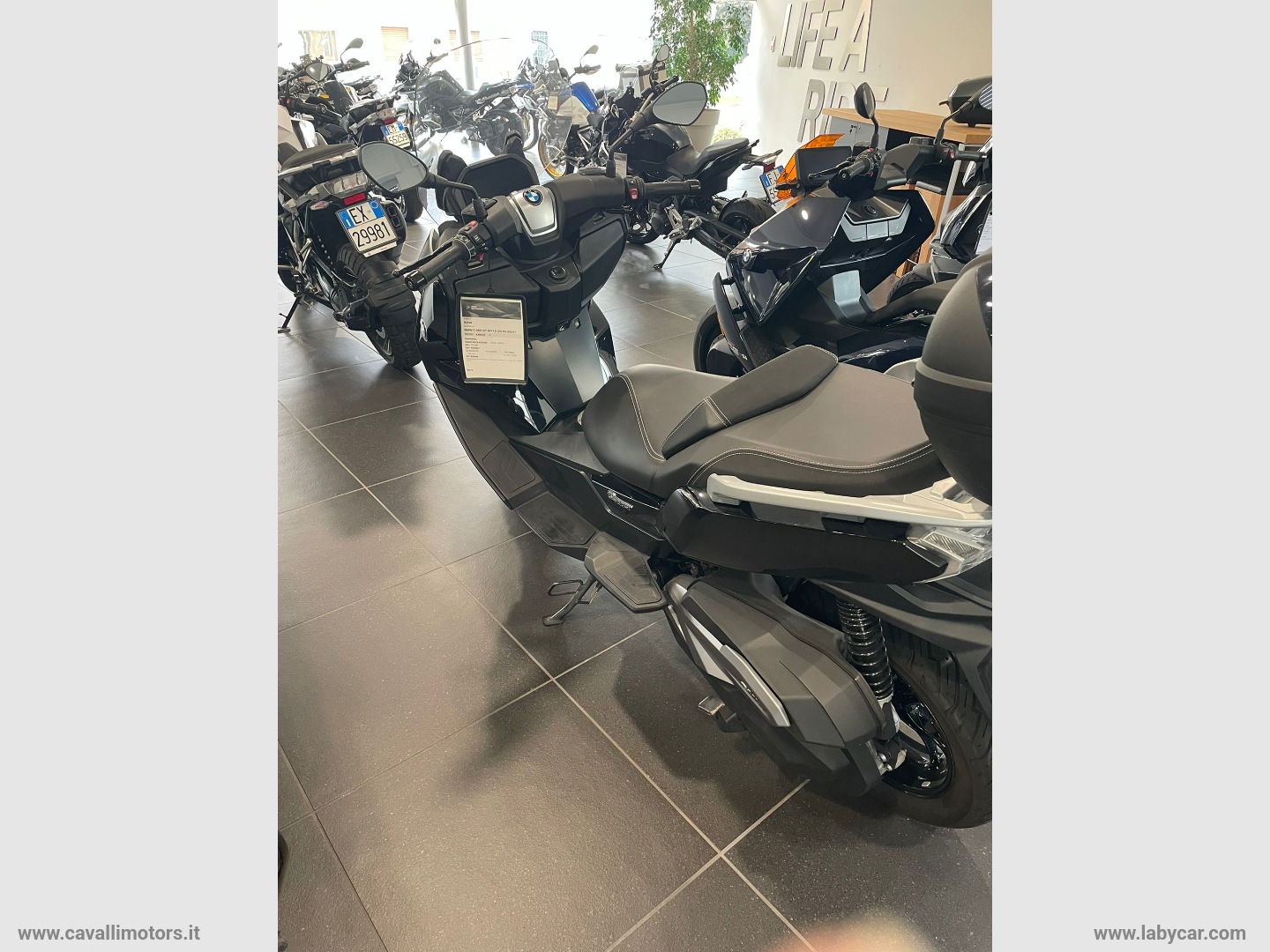 C 400 GT - immagine 2
