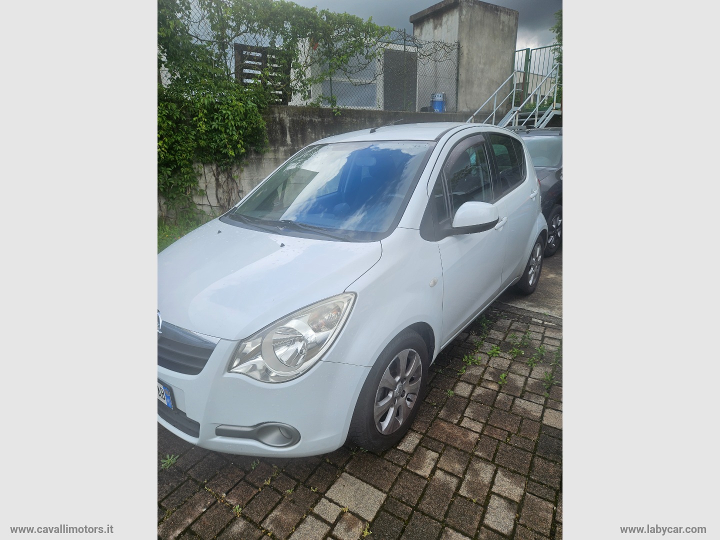 Agila 1.2 86 CV Enjoy - immagine 2
