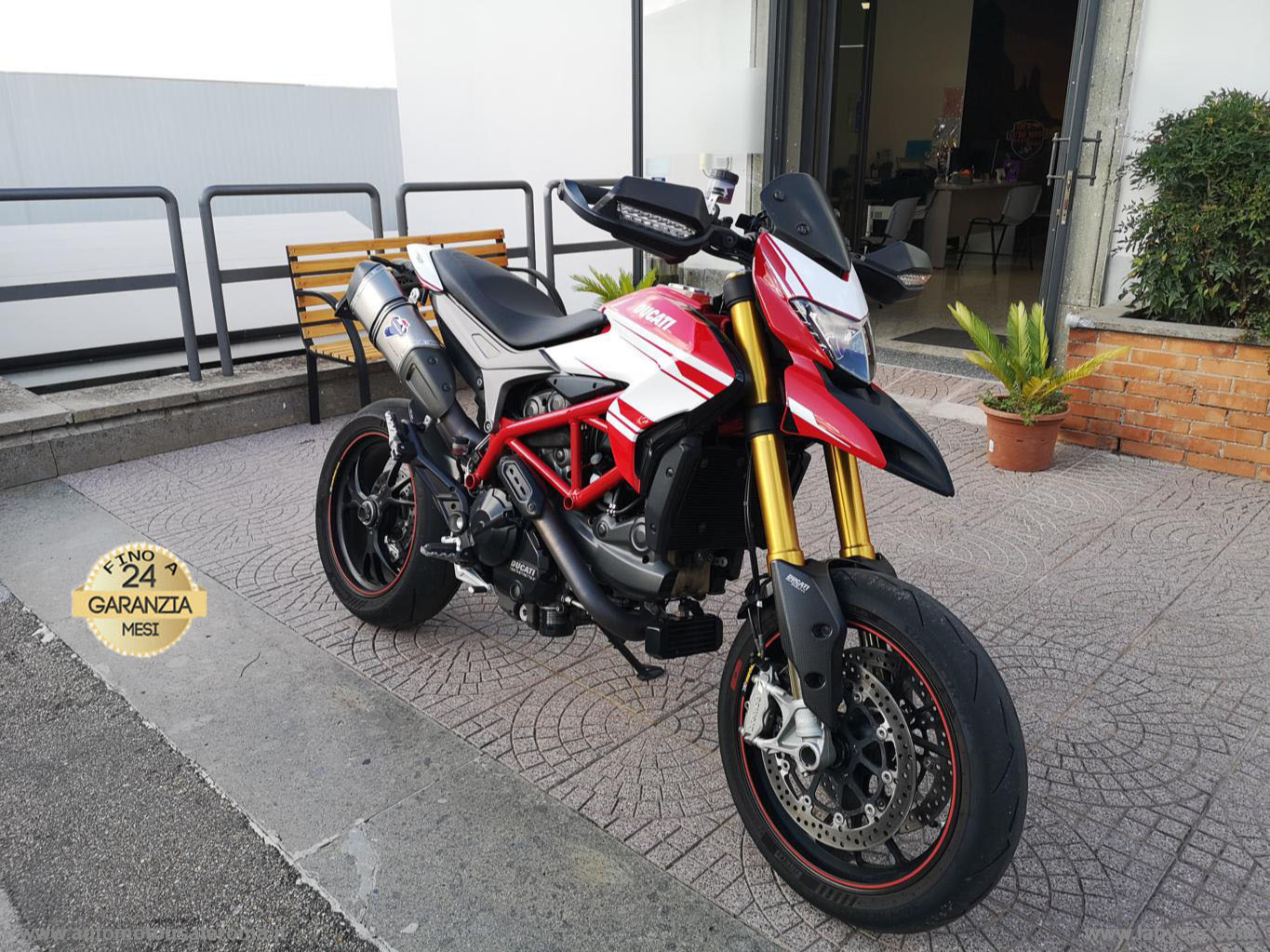 Hypermotard 939 SP RATE AUTO MOTO SCOOTER - immagine 2