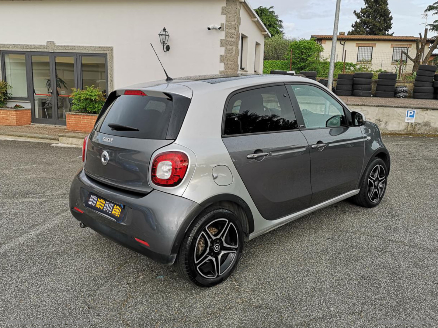 forfour 90 0.9 Turbo Youngster PROMO WEB - immagine 2