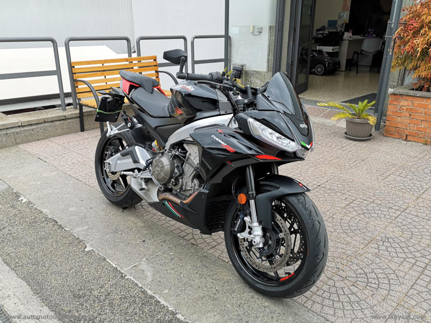 Tuono 660 FACTORY PROMO WEB - immagine 2