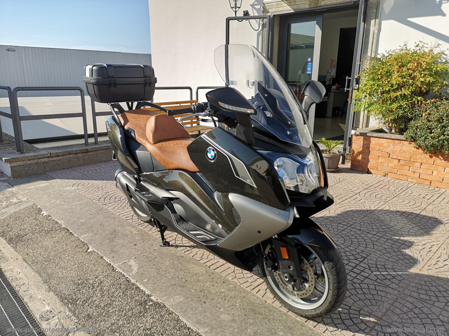 C 650 GT OPTION 719 PROMO WEB - immagine 2