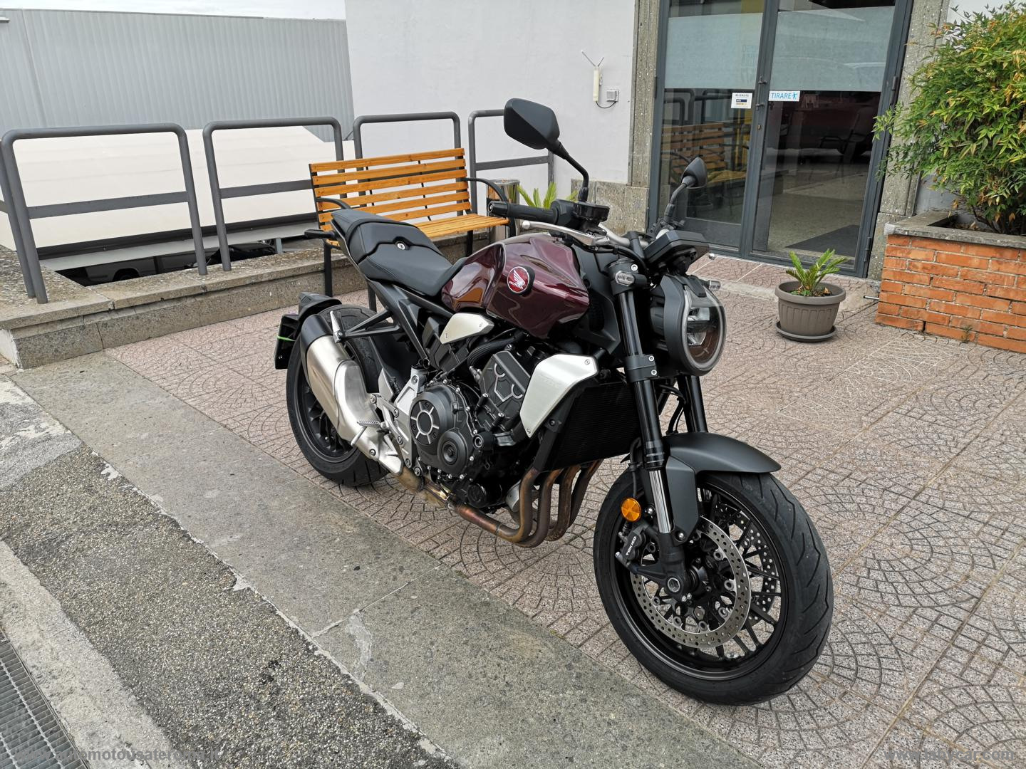 CB 1000 R PROMO WEB - immagine 2