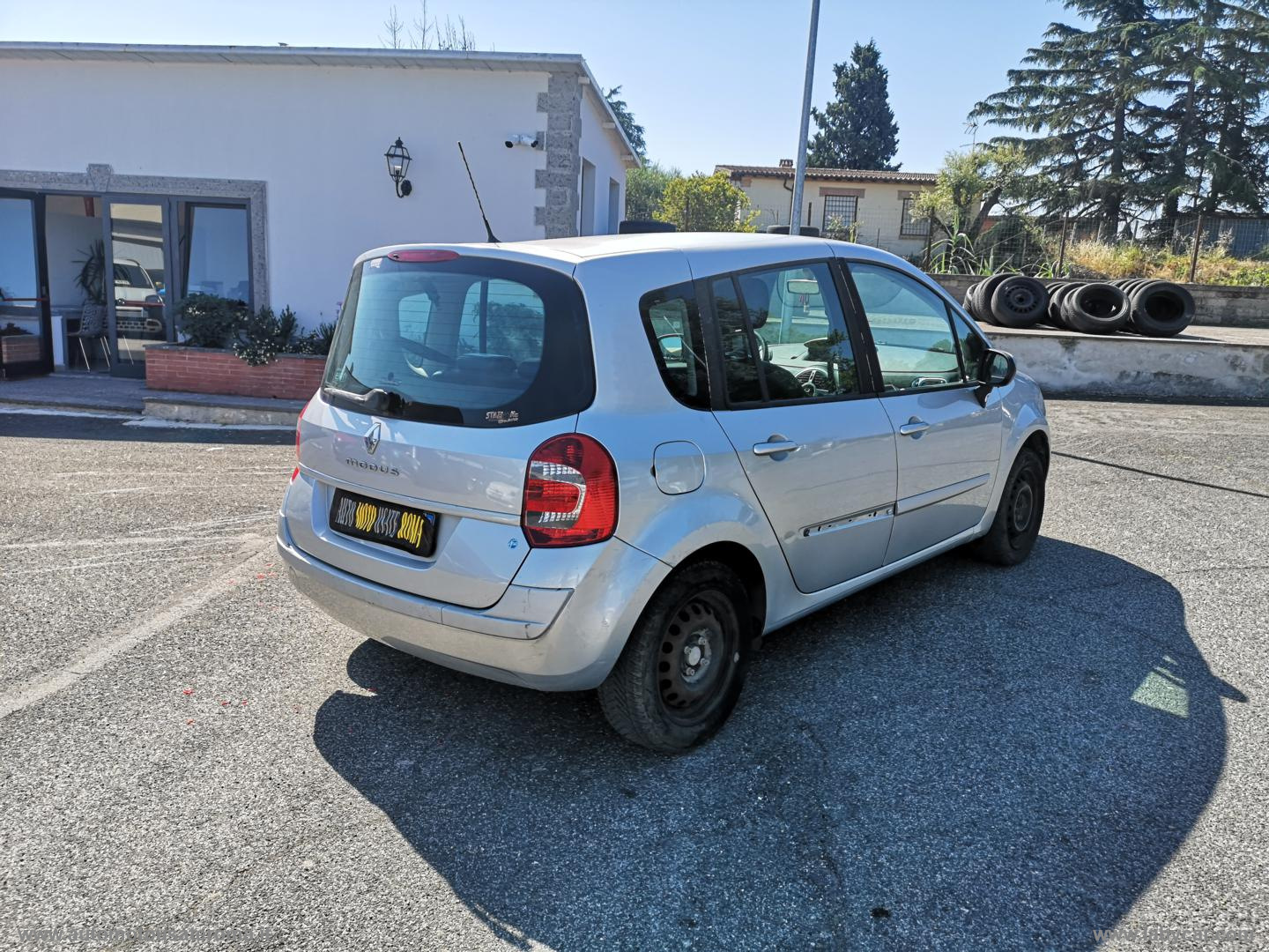 Modus 1.6 Dynamique RATE AUTO MOTO SCOOTER - immagine 2