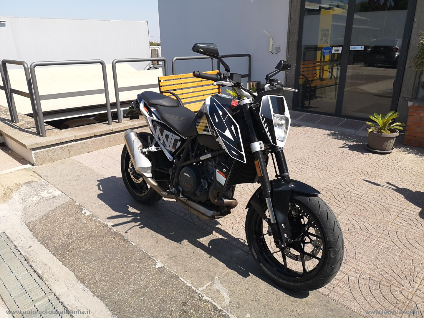690 Duke R RATE AUTO MOTO SCOOTER - immagine 2