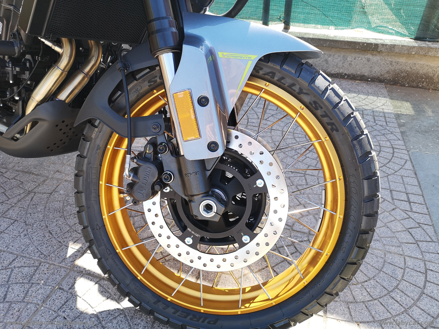 Versante 550 / R RATE AUTO MOTO SCOOTER - immagine 2