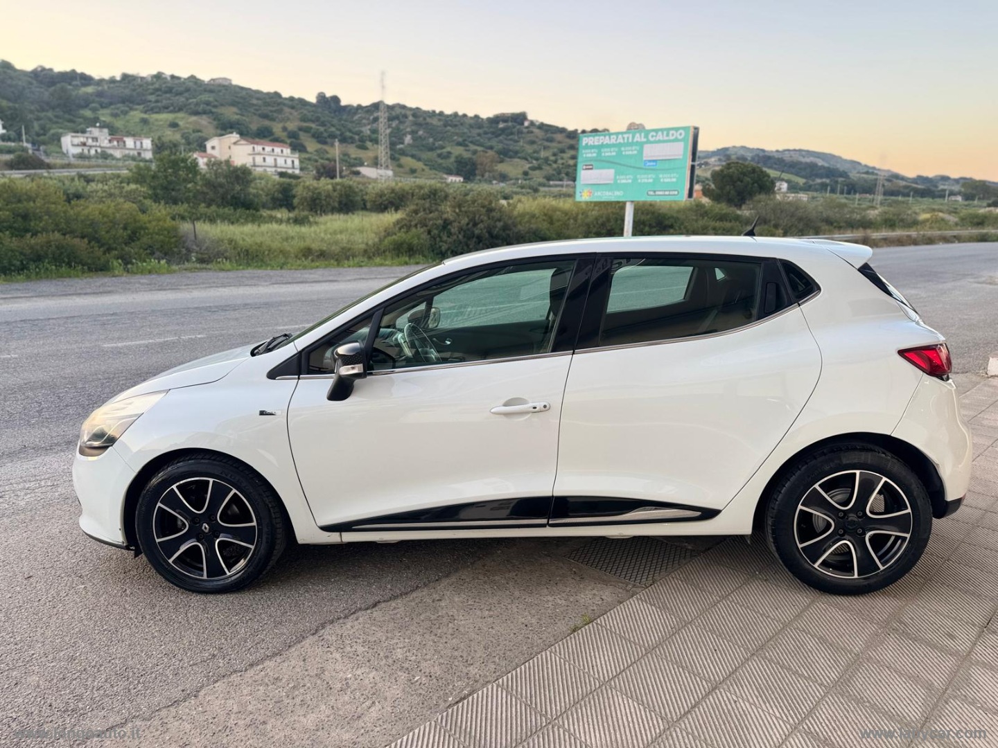Clio dCi 8V 90 CV S&S 5p. Energy Duel PRONTA CONSEGNA - immagine 2