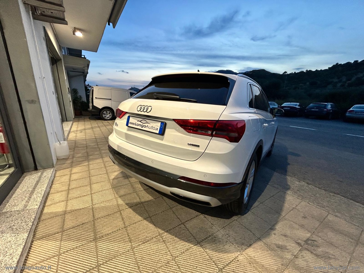 Q3 35 TDI quattro S tronic Business Adv. PRONTA CONSEGNA - immagine 2