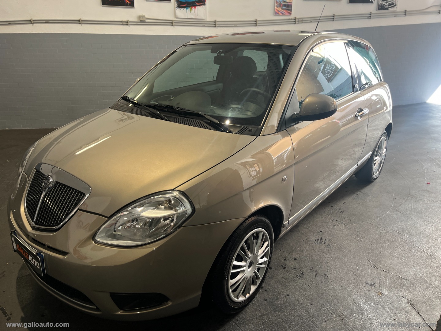 Ypsilon 1.2 69 CV Diva - immagine 2