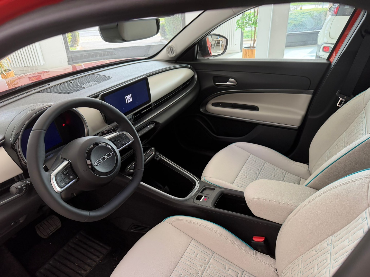 600 Hybrid 110 CV DCT MHEV La Prima - immagine 2