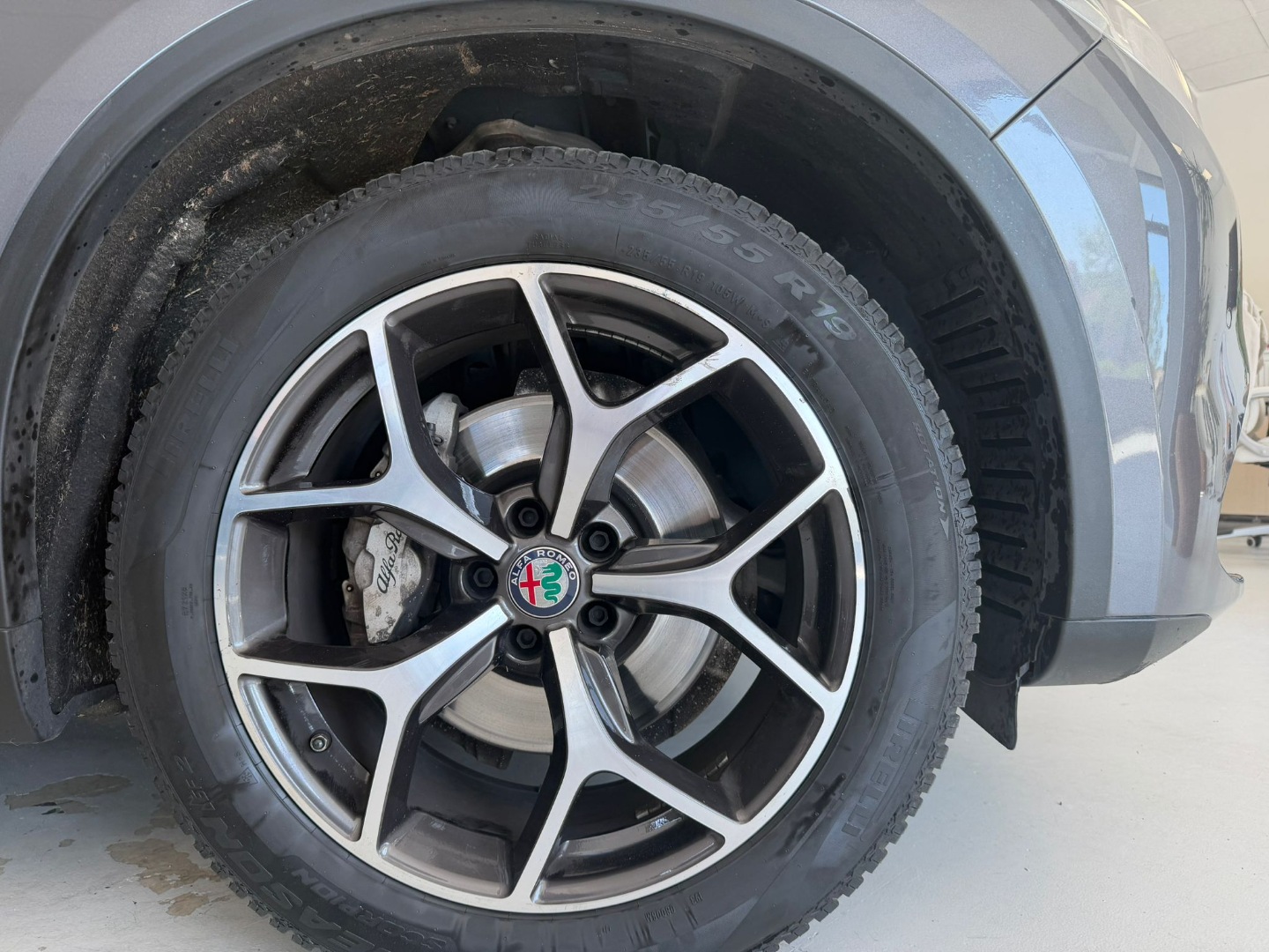 Stelvio 2.2 T.diesel 190 CV AT8 Q4 Exec. - immagine 2