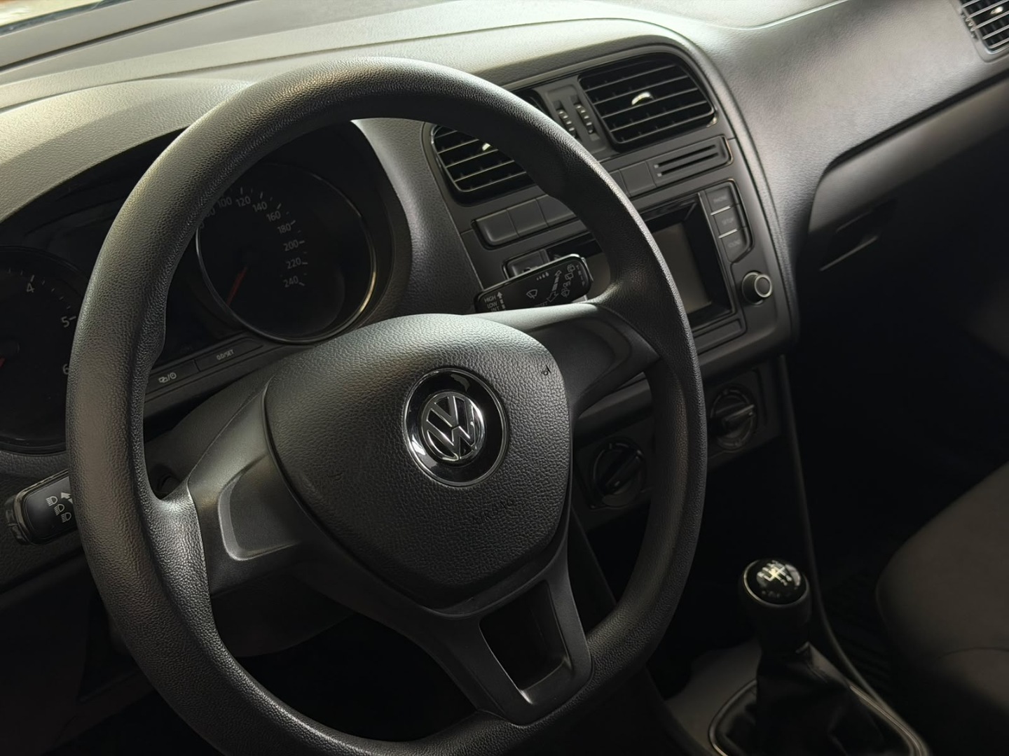 1.4 TDI 75 CV 5p. Comfortline - immagine 2