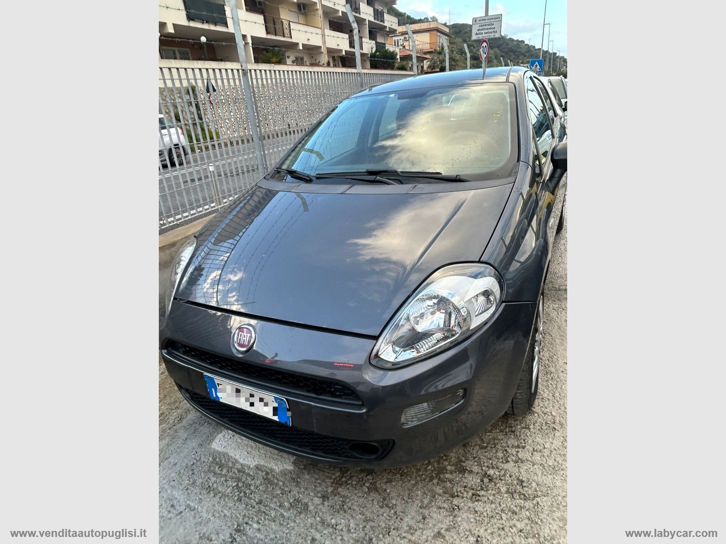 Punto 1.3 MJT II S&S 85 CV 5p.ECO Lounge - immagine 2