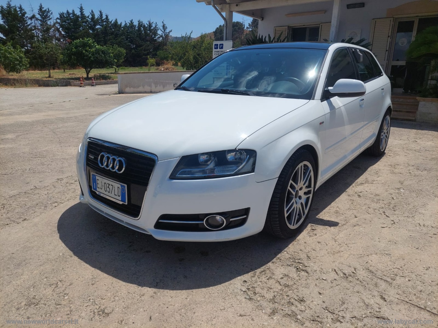 A3 SPB 1.6 TDI 105CV CR Attraction - immagine 2