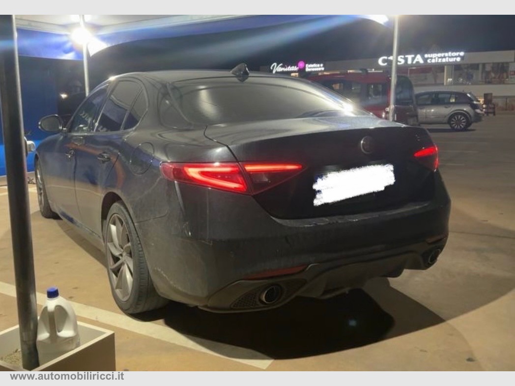 Giulia 2.2 TD 160 CV AT8 Super - immagine 2