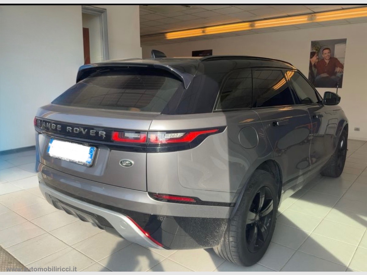 RR Velar 2.0 Si4 250 CV R-Dynamic - immagine 2