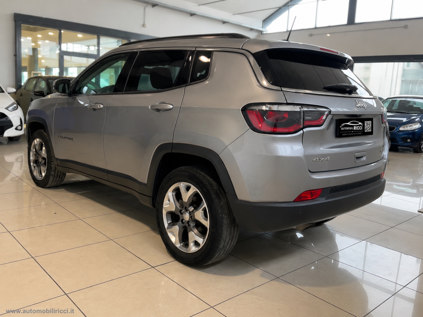 Compass 2.0 Mjt II aut. 4WD Limited 4X4 - immagine 2