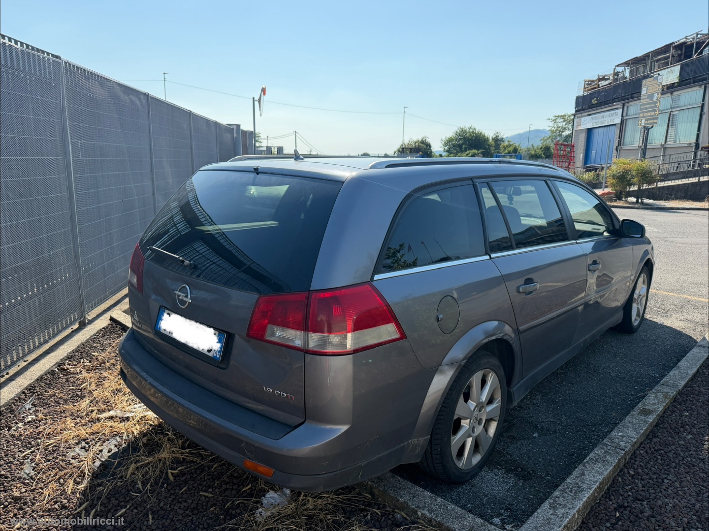 Vectra 1.9 16V CDTI 150 CV S.W. Elegance - immagine 2