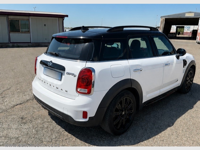 Mini Cooper D Countryman ALL4 Automatica - immagine 2