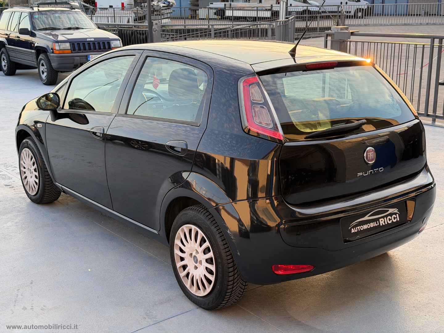Grande Punto 1.4 5p GRANDINATA - immagine 2