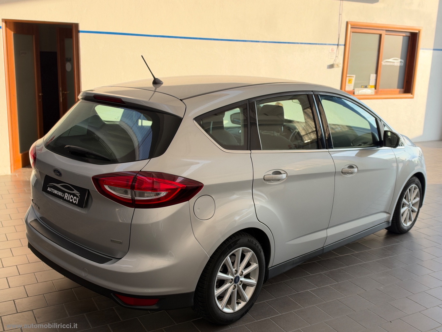 C-Max 1.0 EcoBoost 125 CV S&S Titanium - immagine 2