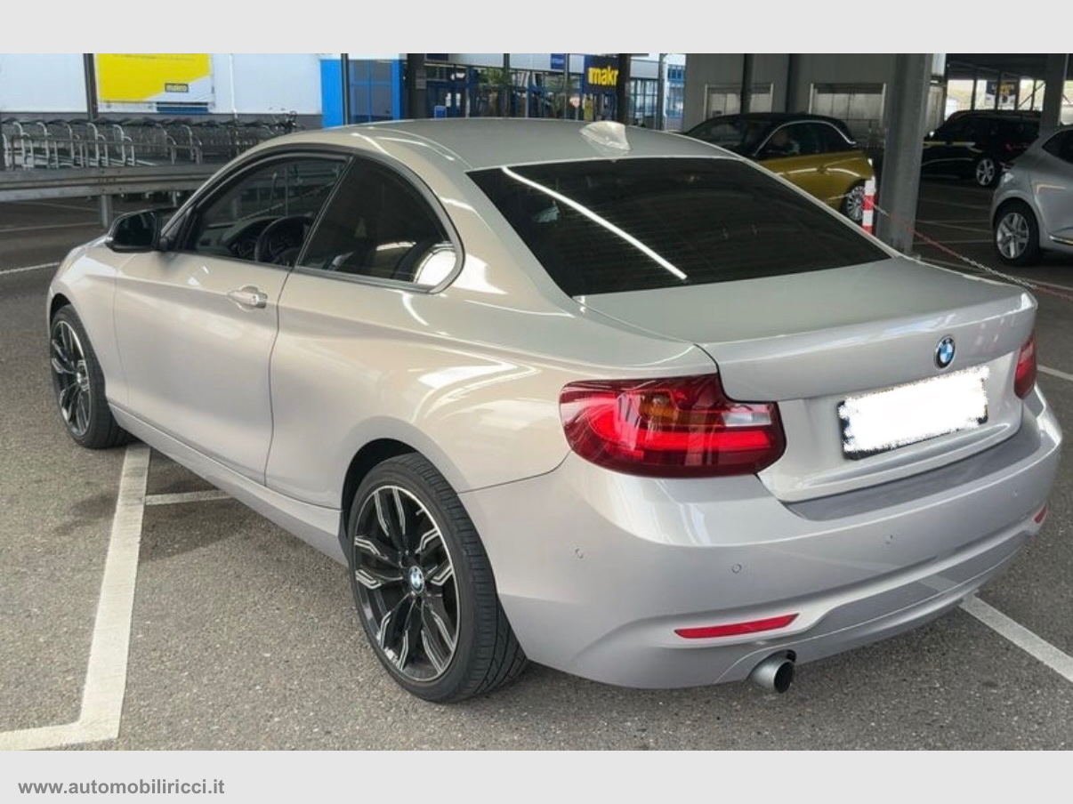 220i Coupé Advantage - immagine 2