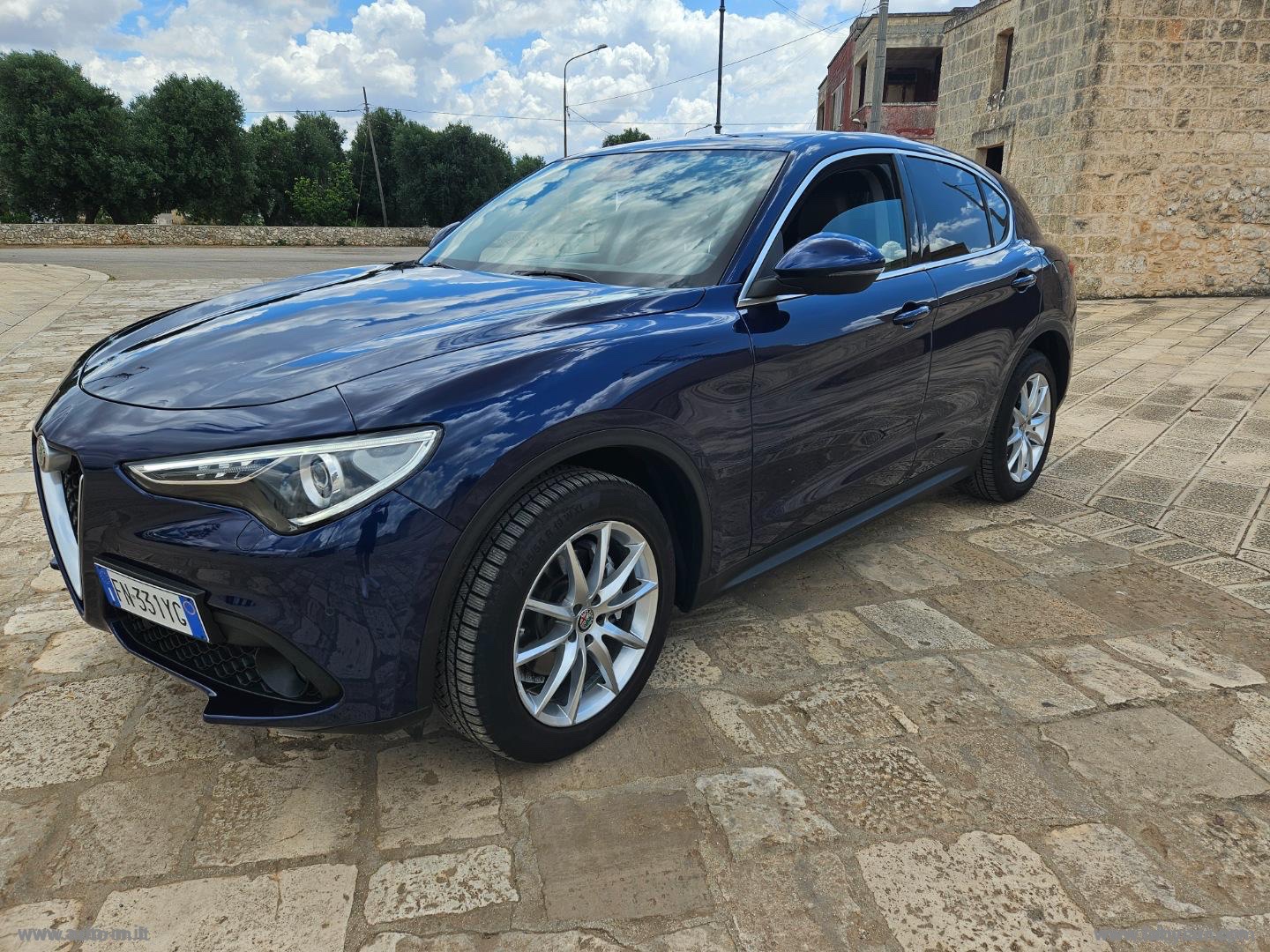 Stelvio 2.2 T.diesel 210 CV AT8 Q4 Exec. - immagine 2